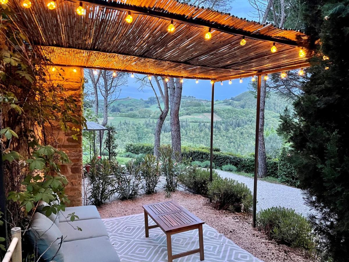 La Panoramica Gubbio - Maison De Charme - Casette E Appartamenti Self Catering Per Vacanze Meravigliose! Buitenkant foto