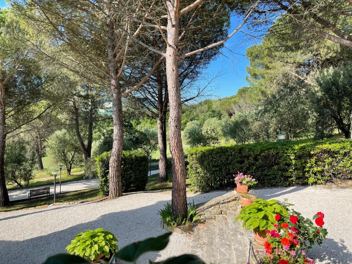 La Panoramica Gubbio - Maison De Charme - Casette E Appartamenti Self Catering Per Vacanze Meravigliose! Buitenkant foto