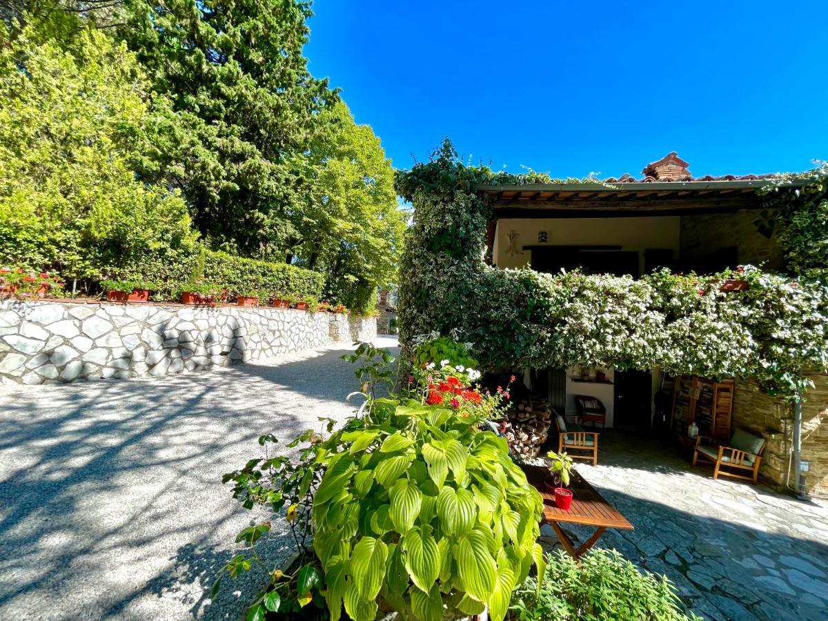 La Panoramica Gubbio - Maison De Charme - Casette E Appartamenti Self Catering Per Vacanze Meravigliose! Buitenkant foto